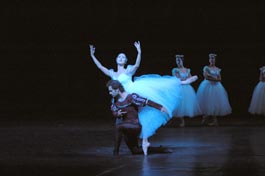 Giselle. Hayna Gutierrez and Victor Gili