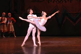 Coppelia. Yolanda Correa and Octavio Martin